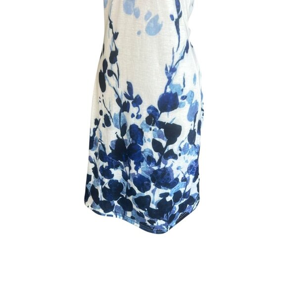 Breezy Blue Floral V Neck Short Sleeve Lightweight Knit Dress Size Small - Picture 2 of 9